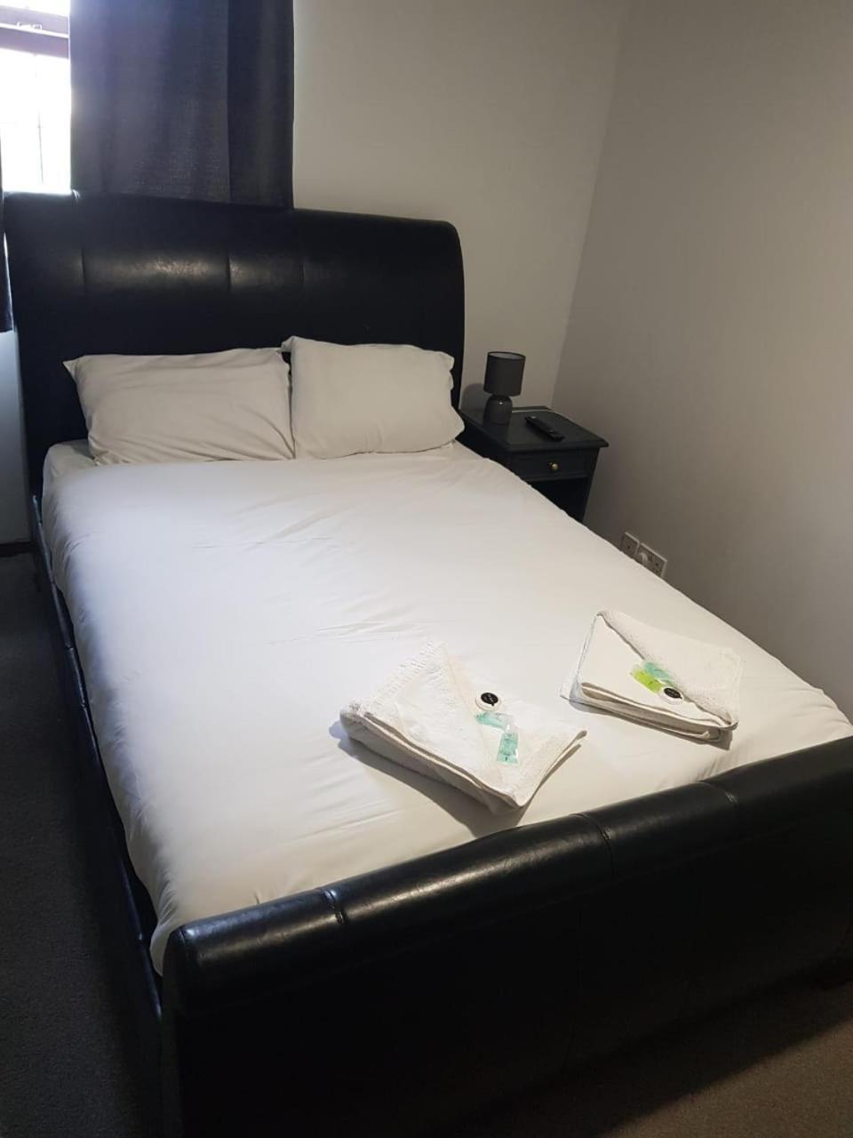 Oyo Stay Inn Express, Cambridge Papworth Everard Экстерьер фото
