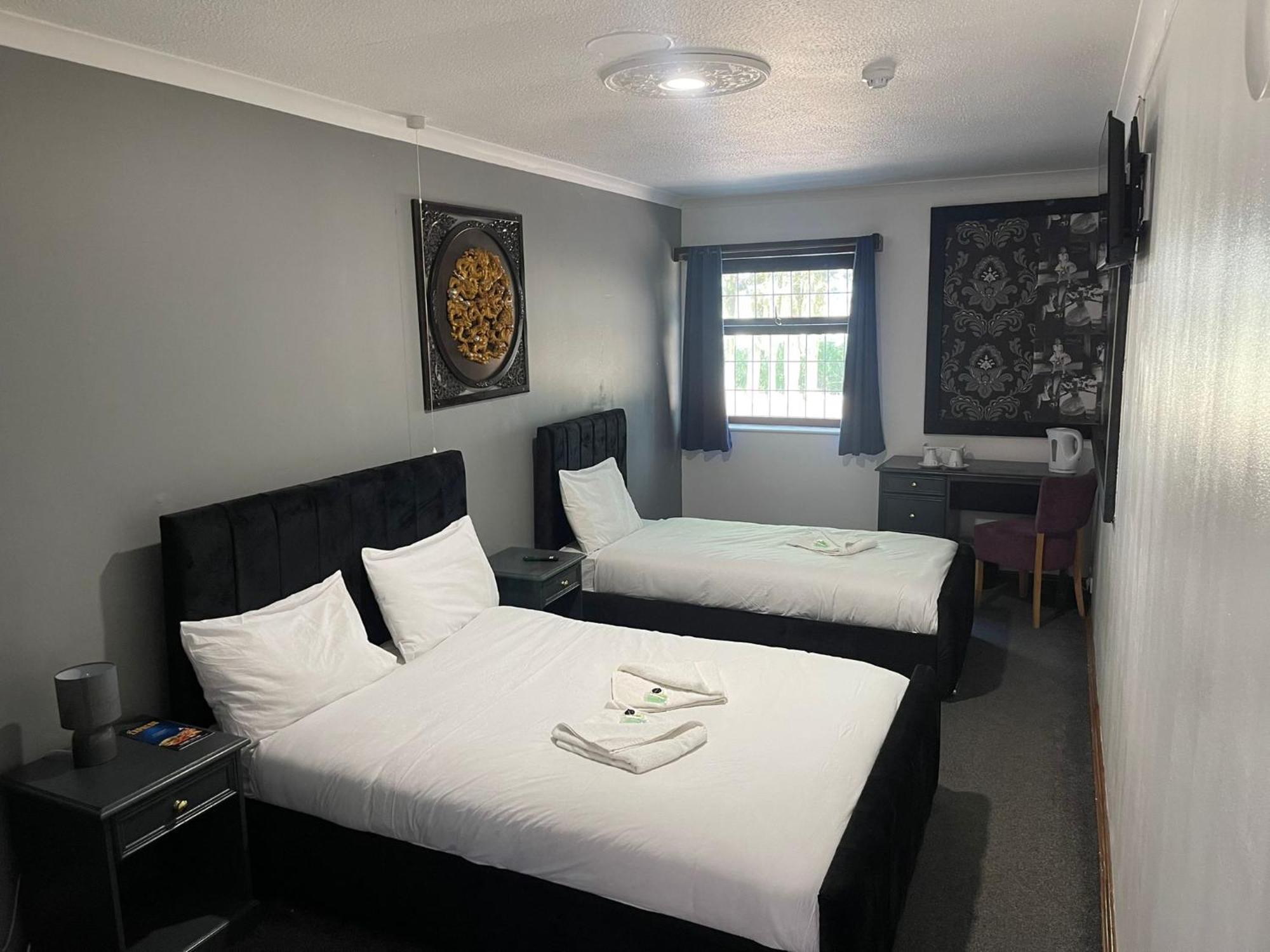 Oyo Stay Inn Express, Cambridge Papworth Everard Экстерьер фото