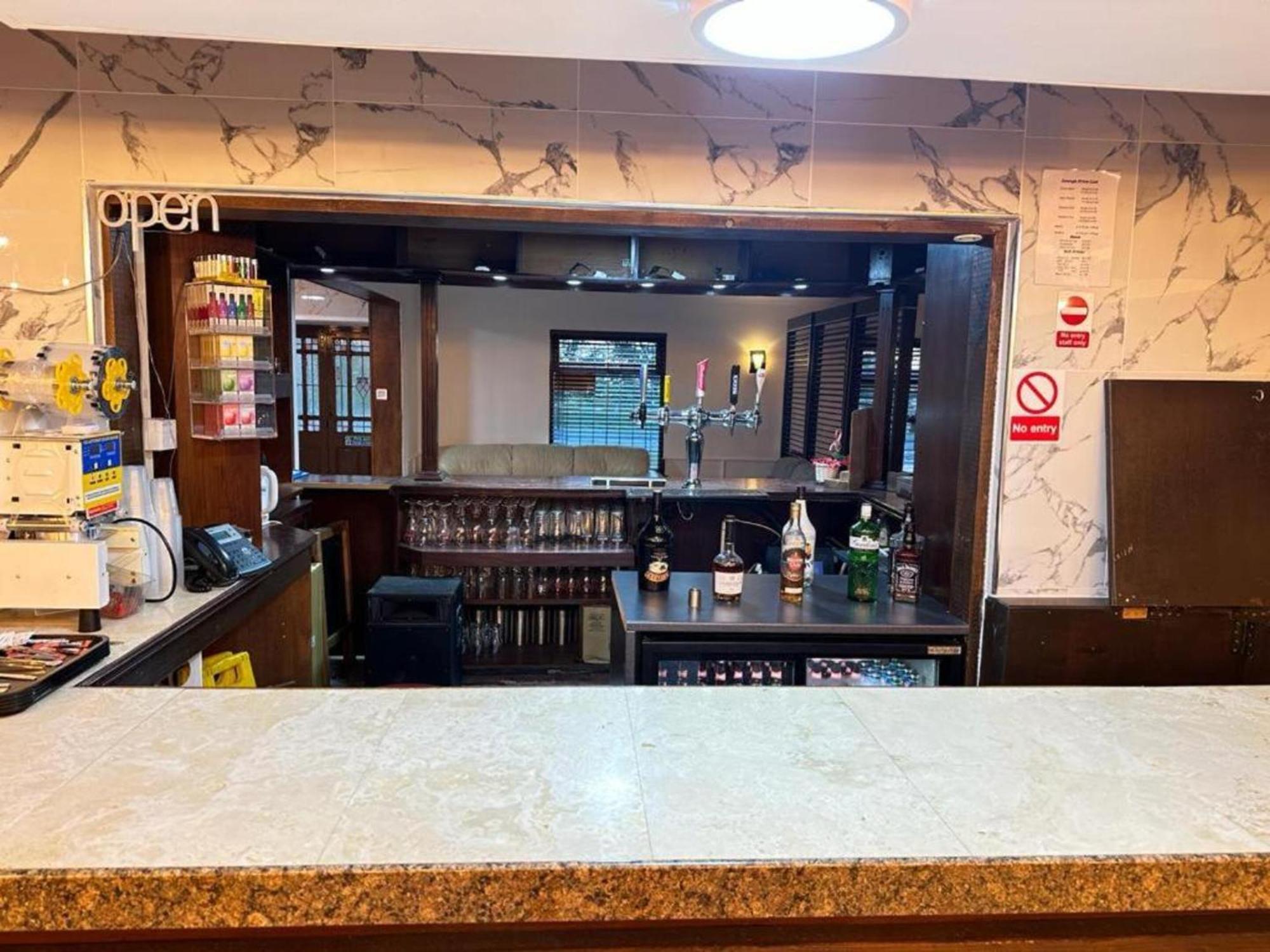 Oyo Stay Inn Express, Cambridge Papworth Everard Экстерьер фото